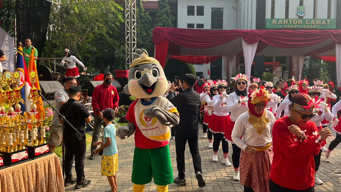 Aksi Walker dalam Bekasi Barat Festival 2026